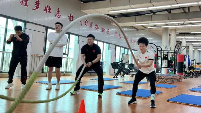 如何通过模拟比赛环境提升投篮表现_2